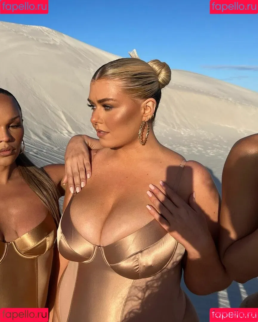 Izzy Nicholls Onlyfans Photo Gallery 