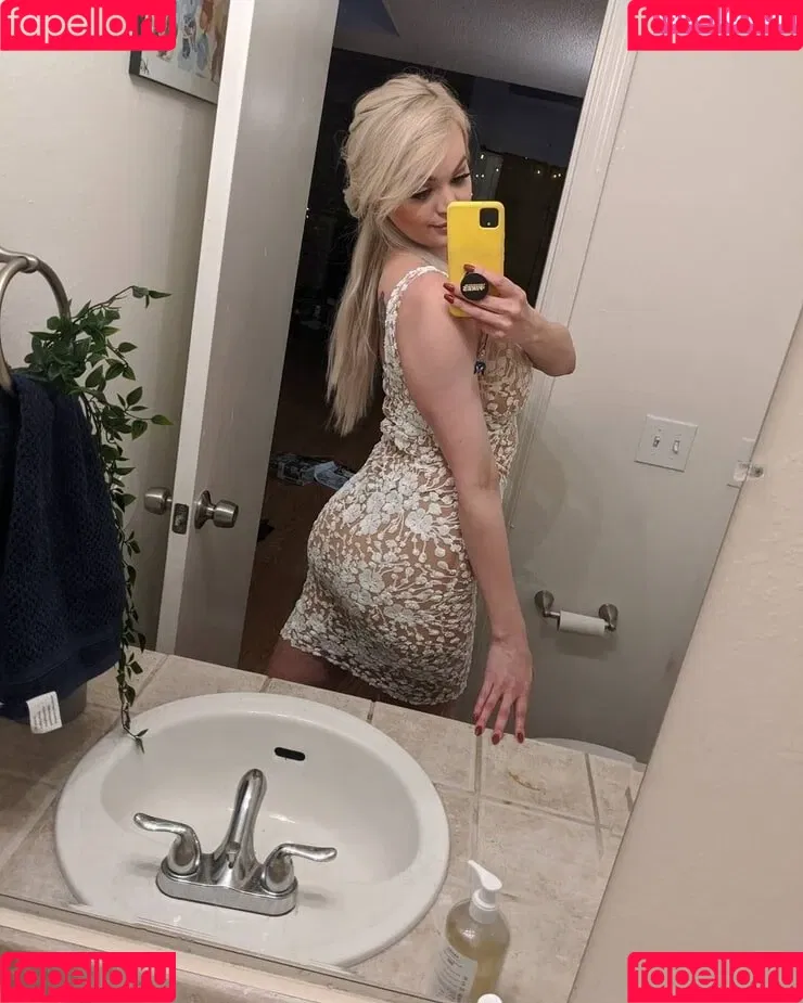 Danielle DeNicola Onlyfans Photo Gallery 