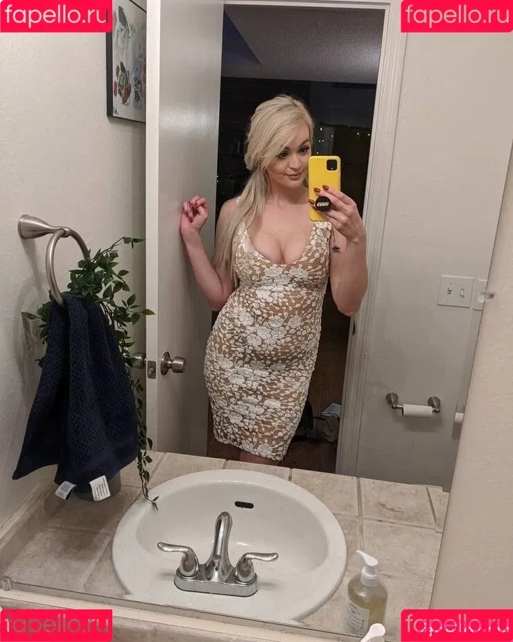 Danielle DeNicola Onlyfans Photo Gallery 