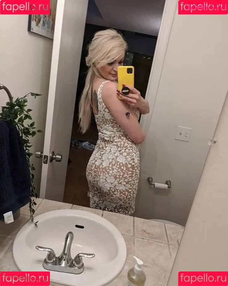 Danielle DeNicola Onlyfans Photo Gallery 