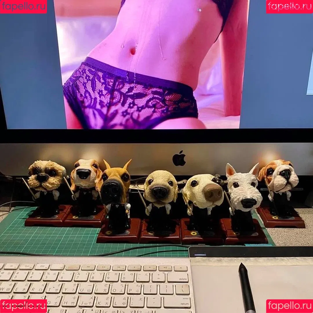 EmotionalBirdy Onlyfans Photo Gallery 