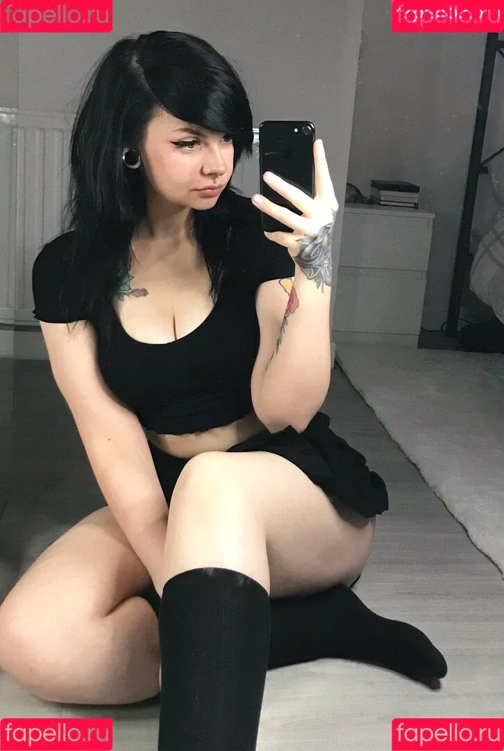 gemiinibaby Onlyfans Photo Gallery 
