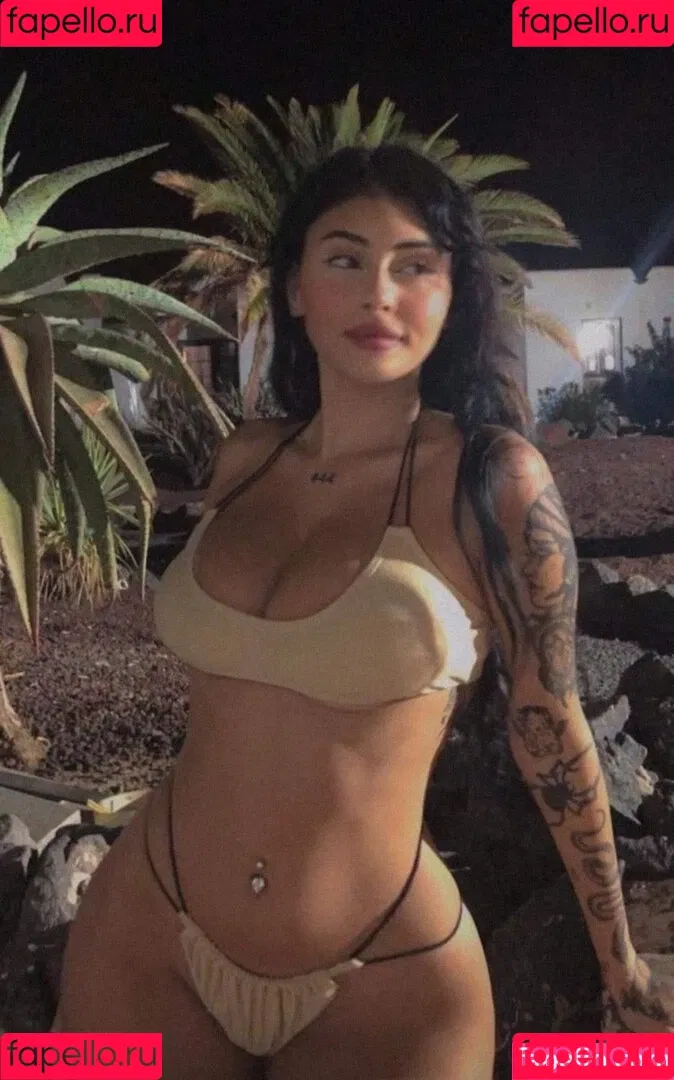 Paula Benitez Onlyfans Photo Gallery 