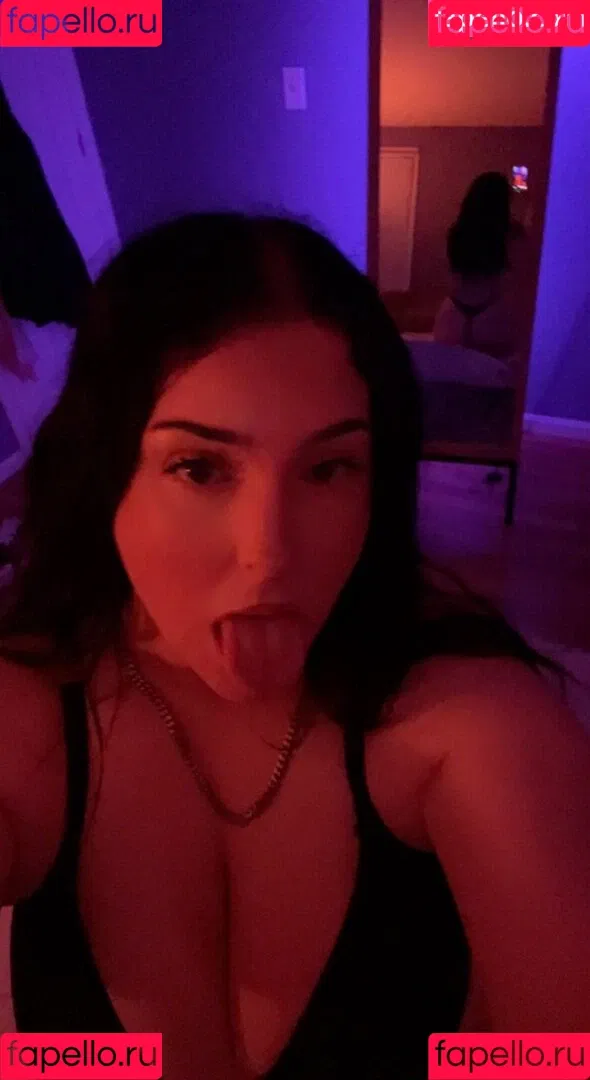 Angelinuhz Onlyfans Photo Gallery 