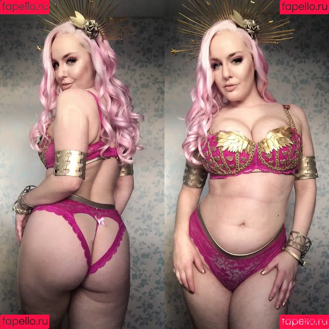 LisaLouWho Onlyfans Photo Gallery 
