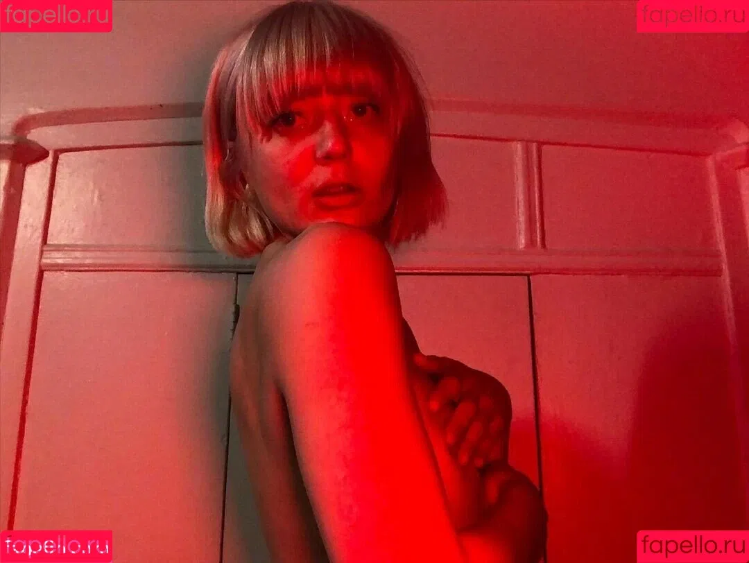 alittle_vampy Onlyfans Photo Gallery 
