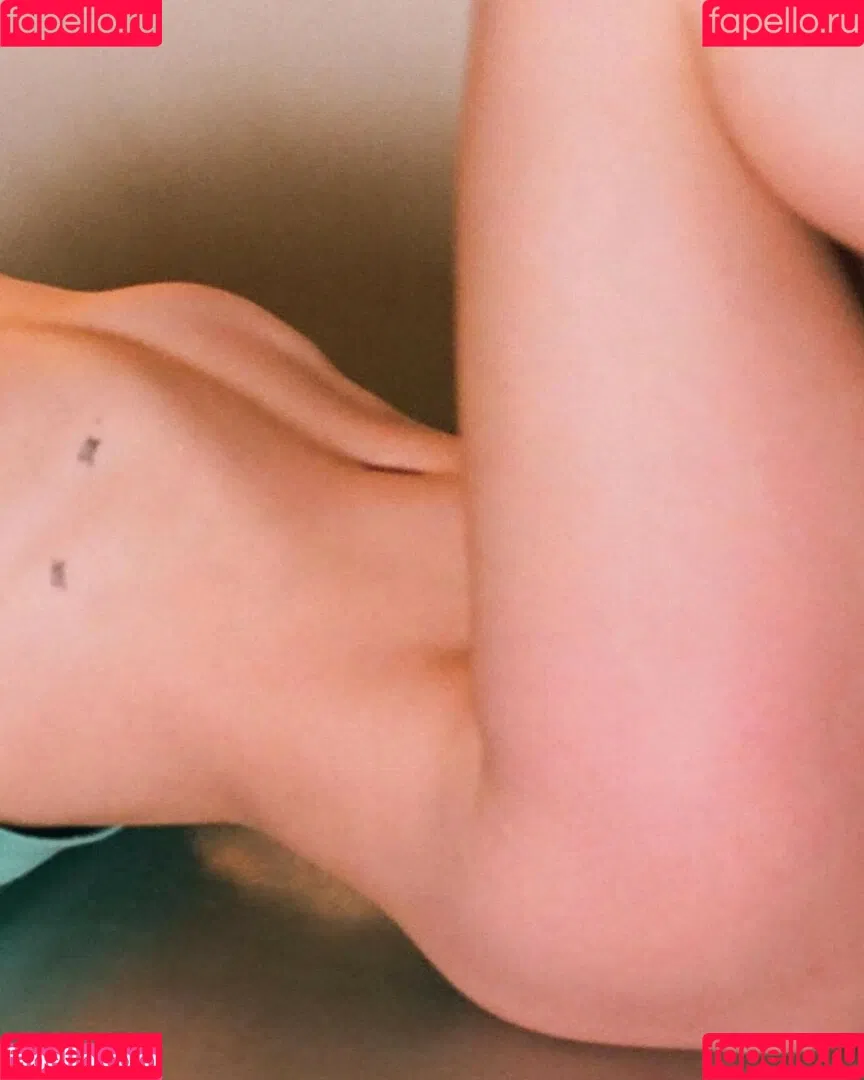 alittle_vampy Onlyfans Photo Gallery 