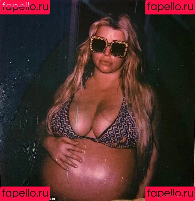 Jessica Simpson Onlyfans Photo Gallery 