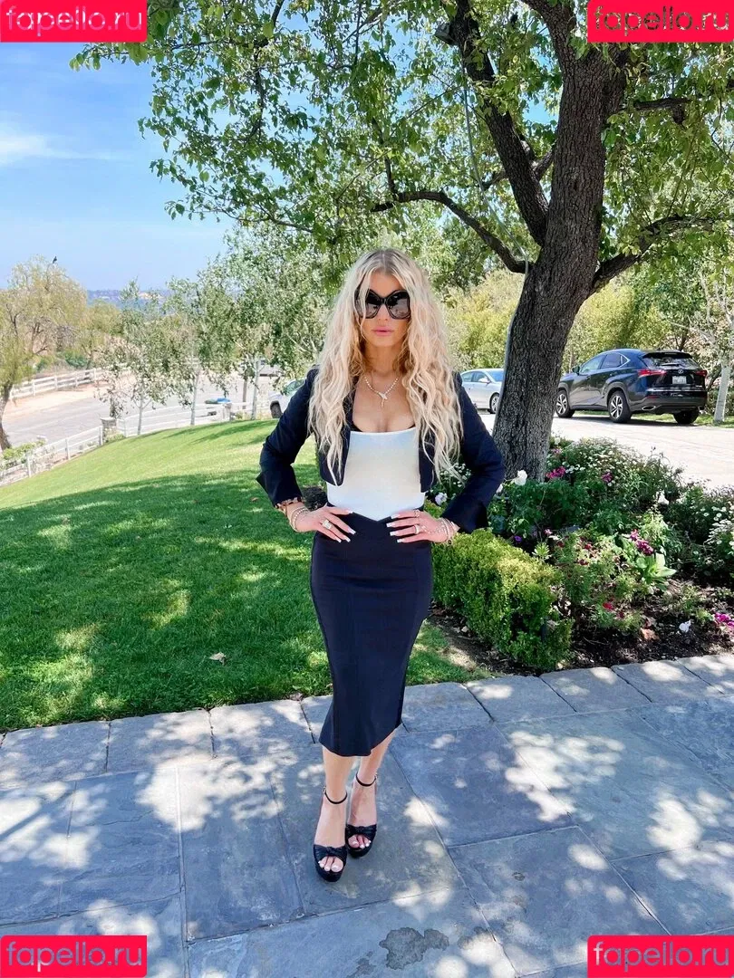 Jessica Simpson Onlyfans Photo Gallery 