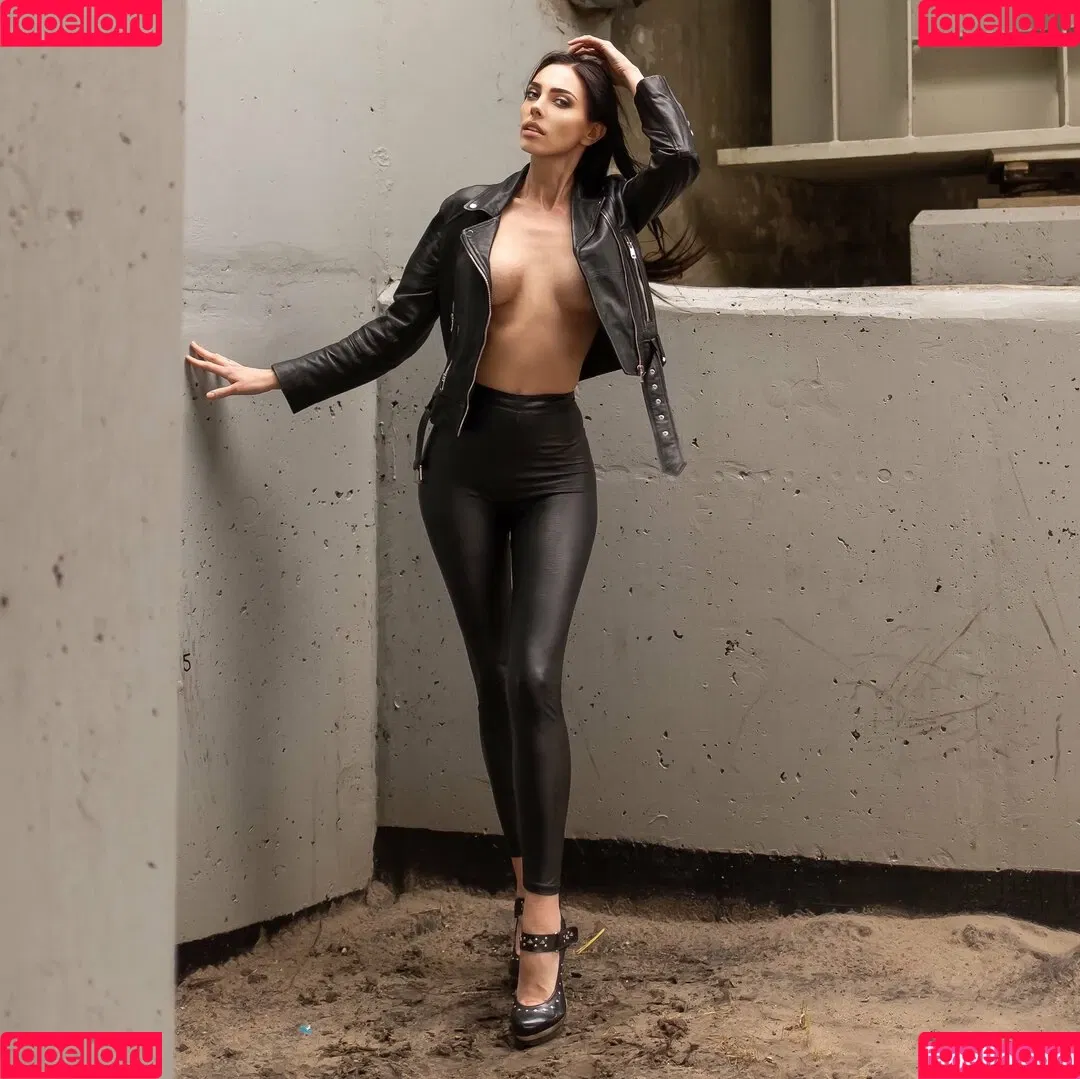 Miss Electric Onlyfans Photo Gallery 