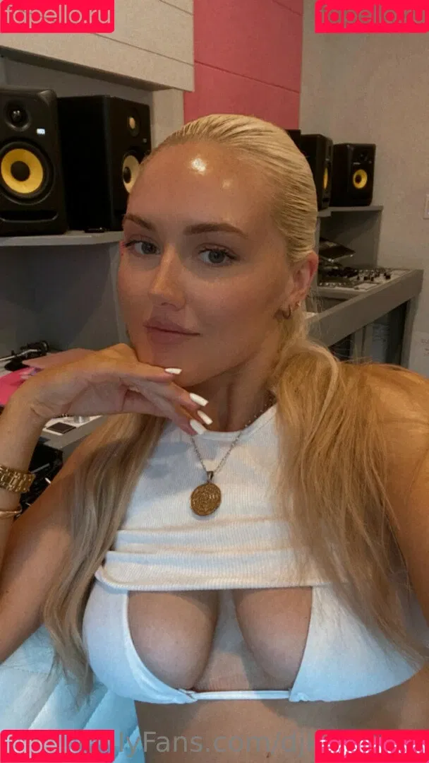 DJ Kaila Troy Onlyfans Photo Gallery 