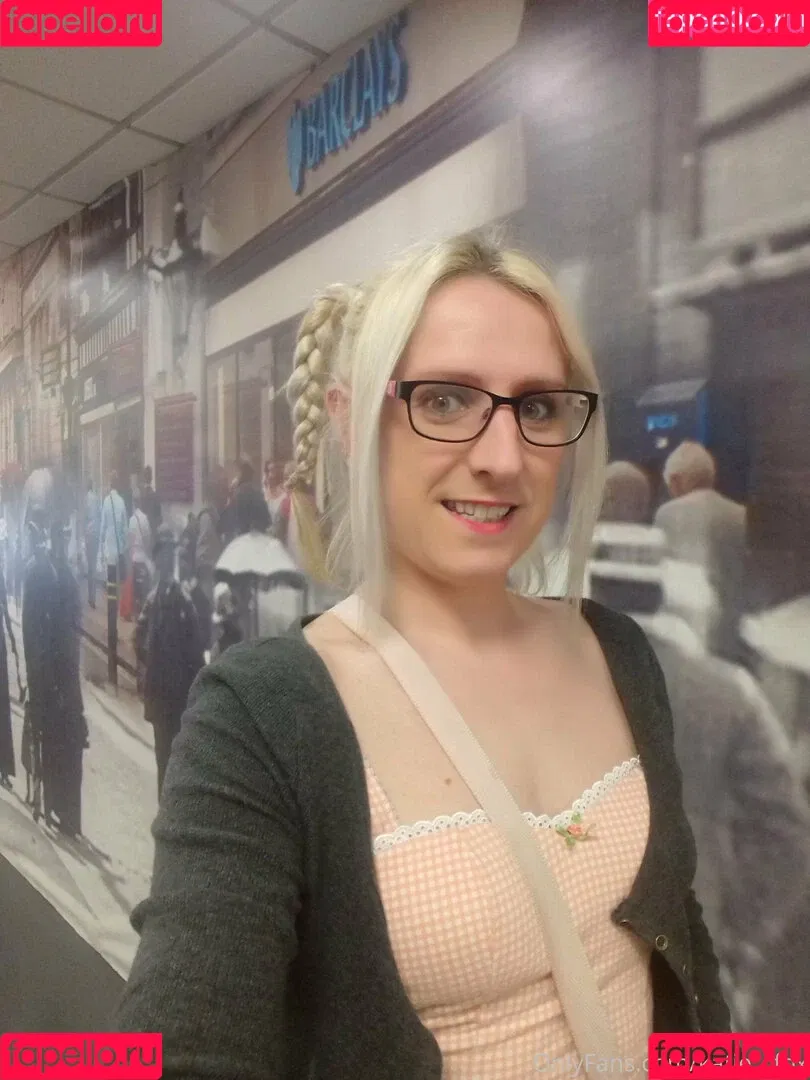 katie__fox Onlyfans Photo Gallery 