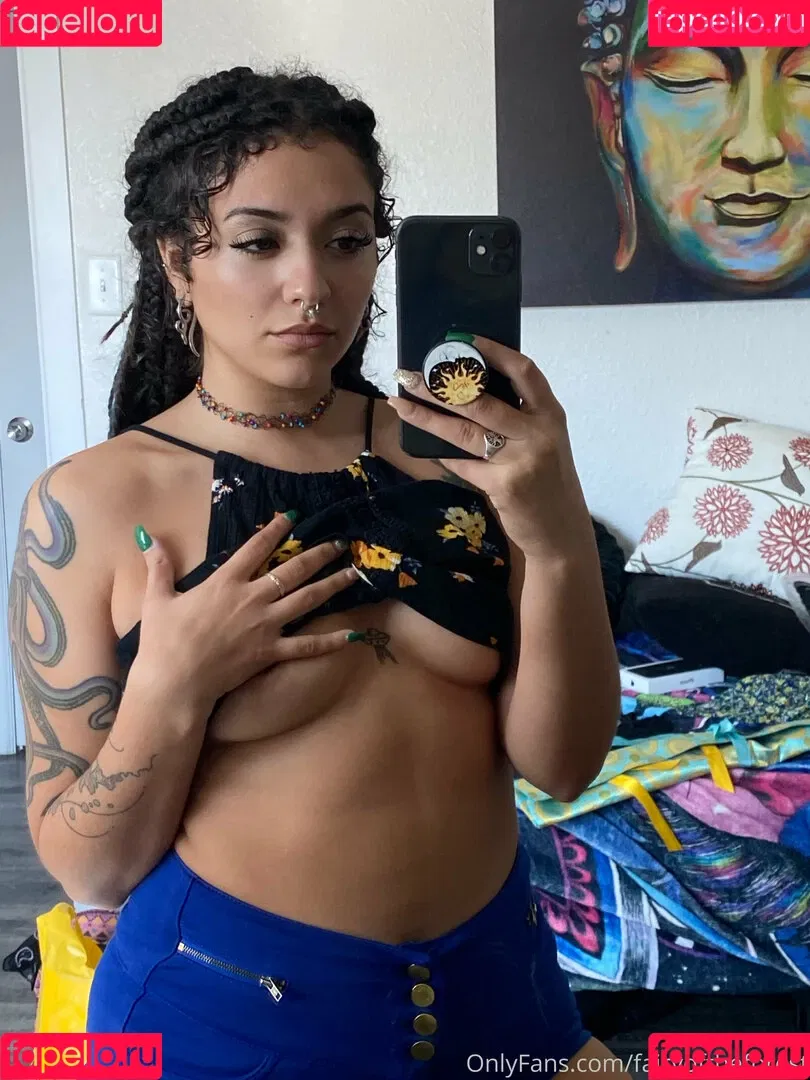 lunamorgantv Onlyfans Photo Gallery 