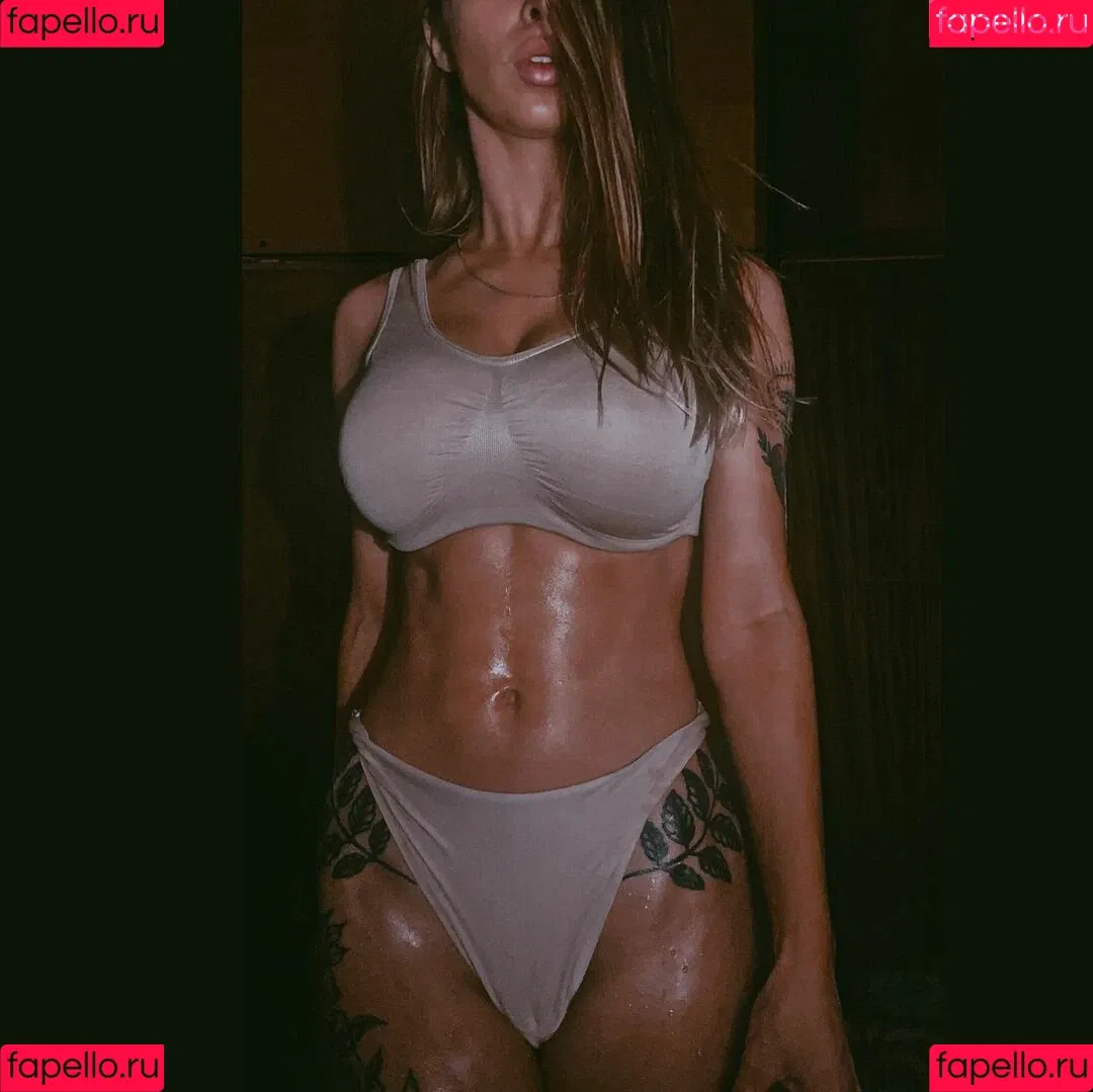 Aisultanax Onlyfans Photo Gallery 