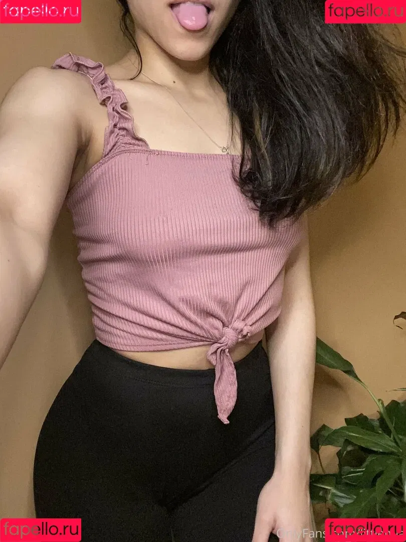 littlemia Onlyfans Photo Gallery 