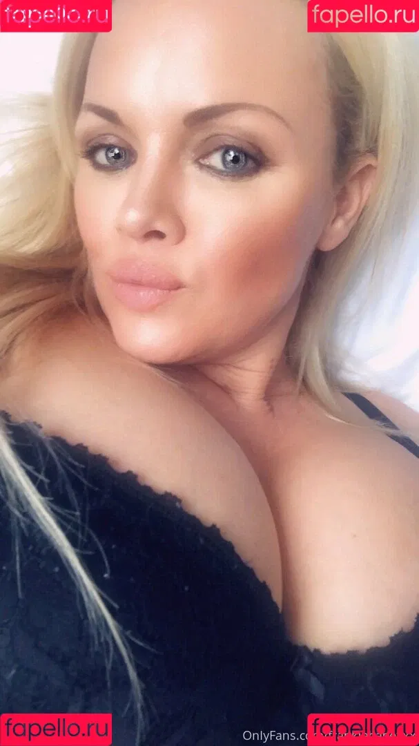 frankiebabexxx Onlyfans Photo Gallery 