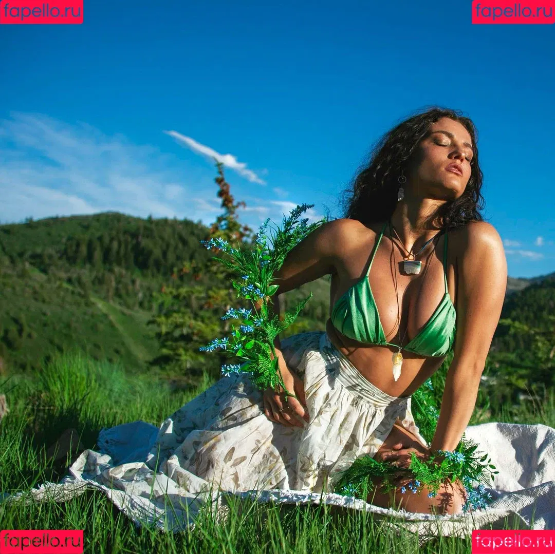 Jade Chynoweth Onlyfans Photo Gallery 