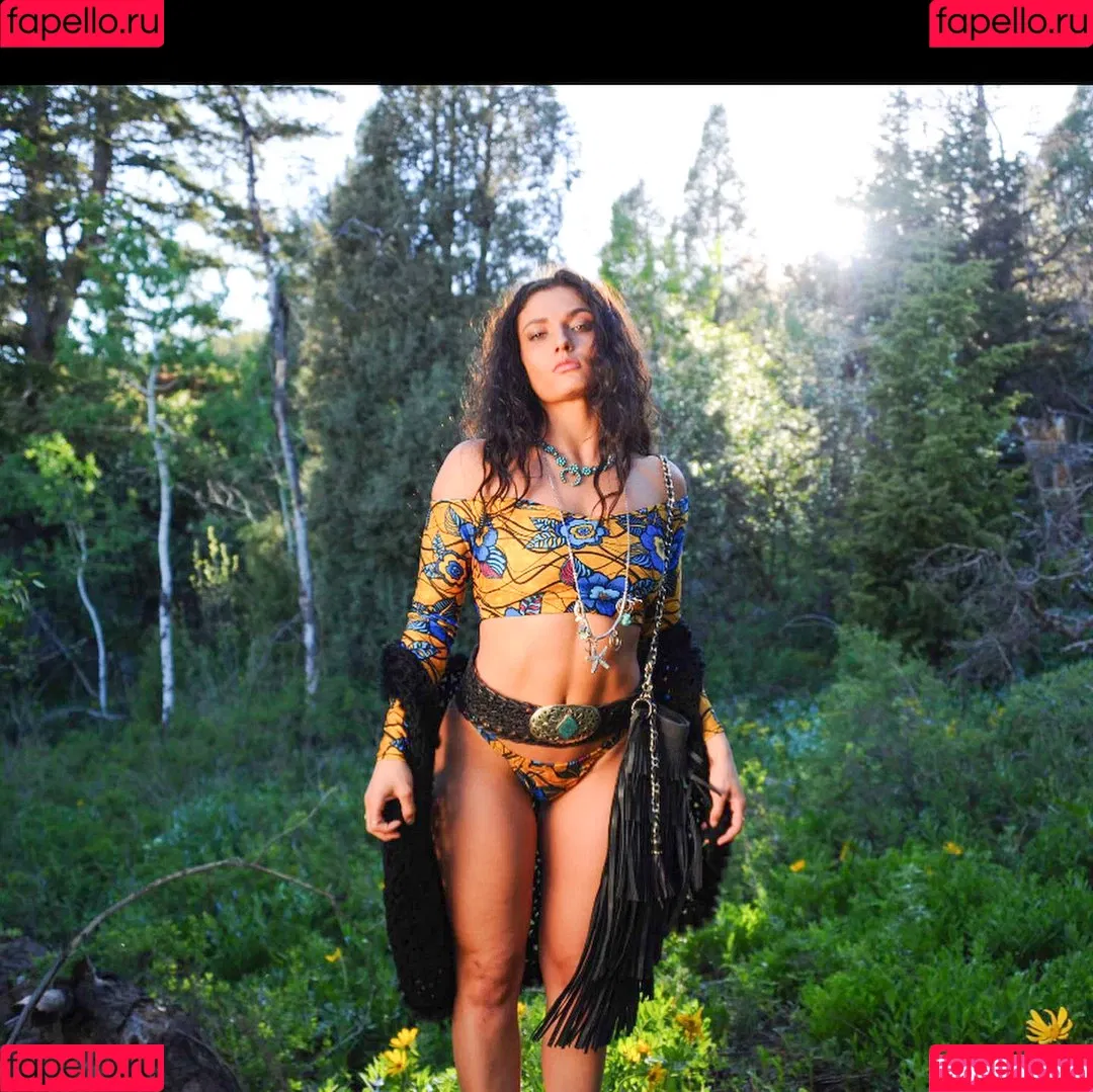 Jade Chynoweth Onlyfans Photo Gallery 