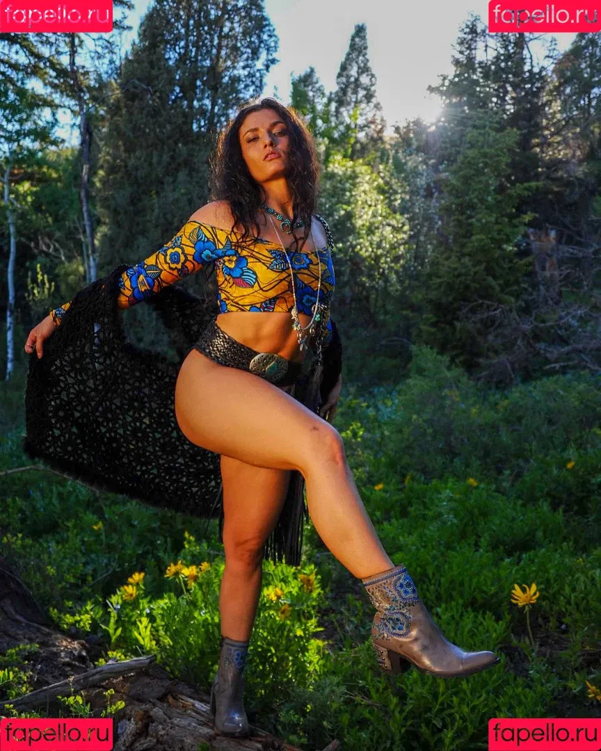 Jade Chynoweth Onlyfans Photo Gallery 