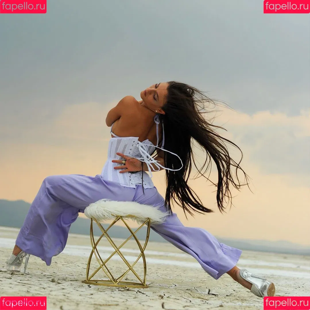 Jade Chynoweth Onlyfans Photo Gallery 