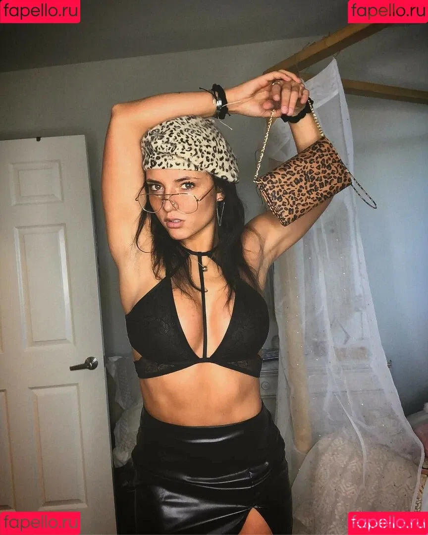 Jade Chynoweth Onlyfans Photo Gallery 