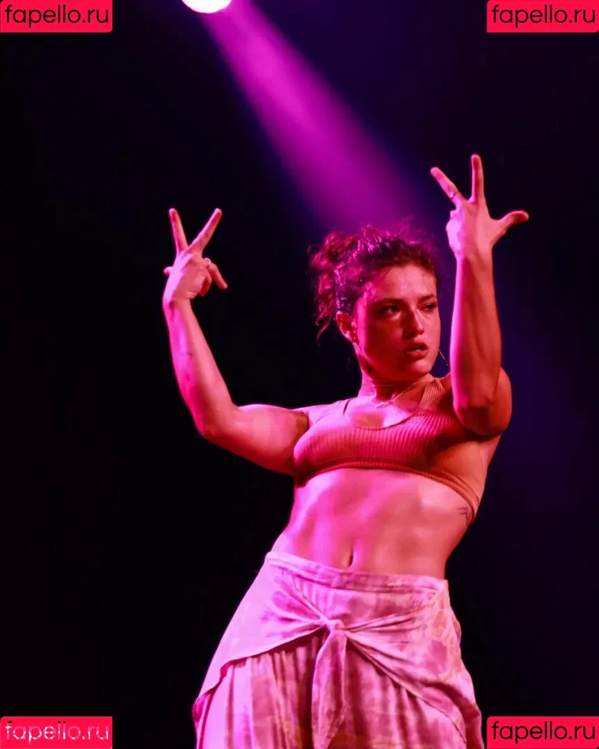 Jade Chynoweth Onlyfans Photo Gallery 