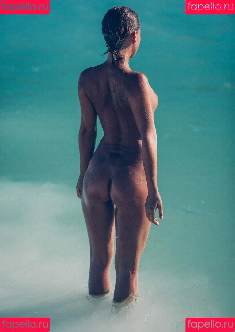 Marisa Papen Onlyfans Photo Gallery 