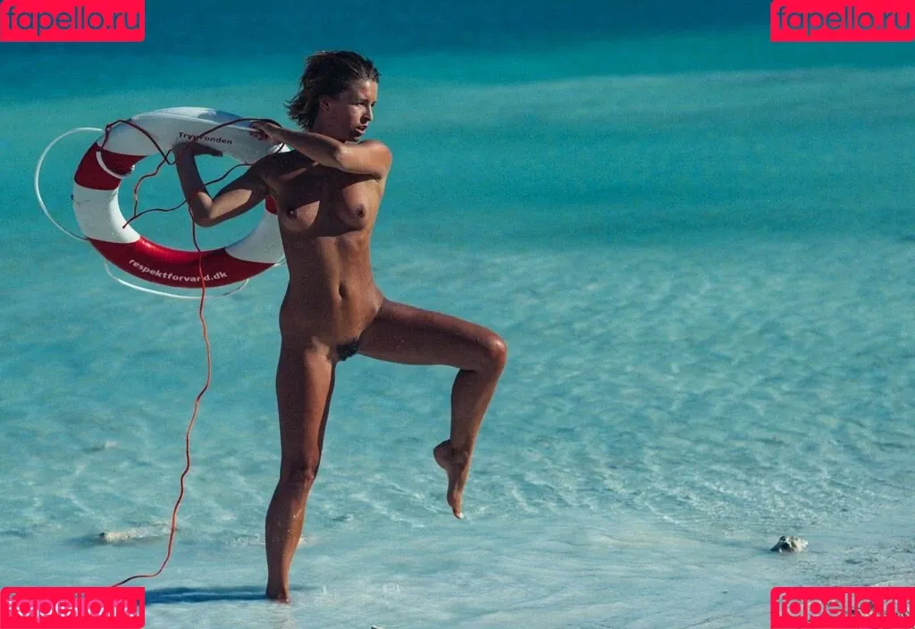 Marisa Papen Onlyfans Photo Gallery 