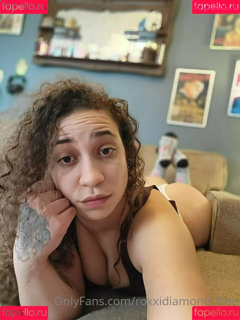 Roxxi Diamond Onlyfans Photo Gallery 