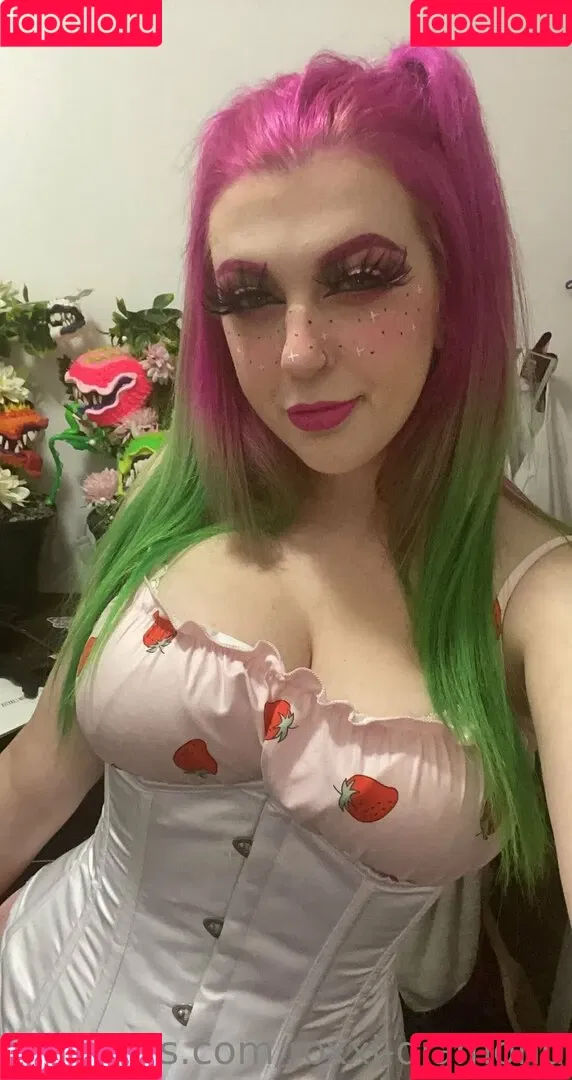 Roxxi Diamond Onlyfans Photo Gallery 