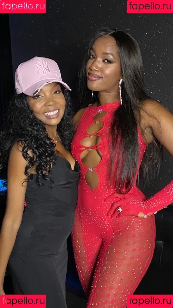 Iza Cantora Onlyfans Photo Gallery 