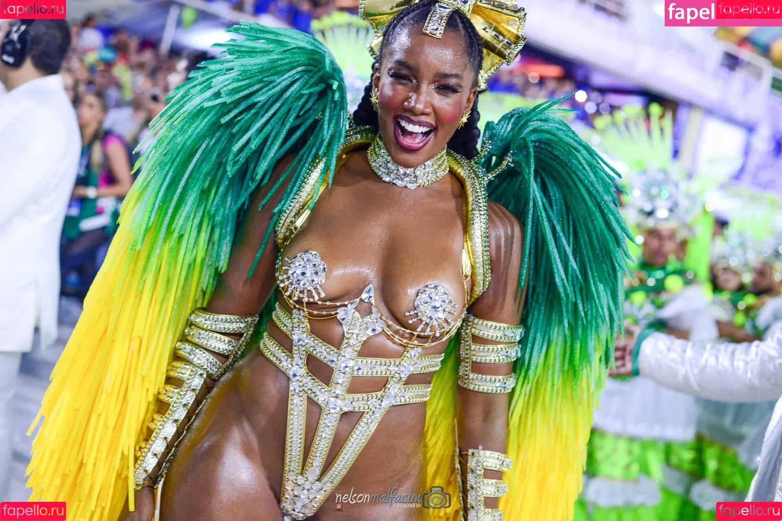 Iza Cantora Onlyfans Photo Gallery 