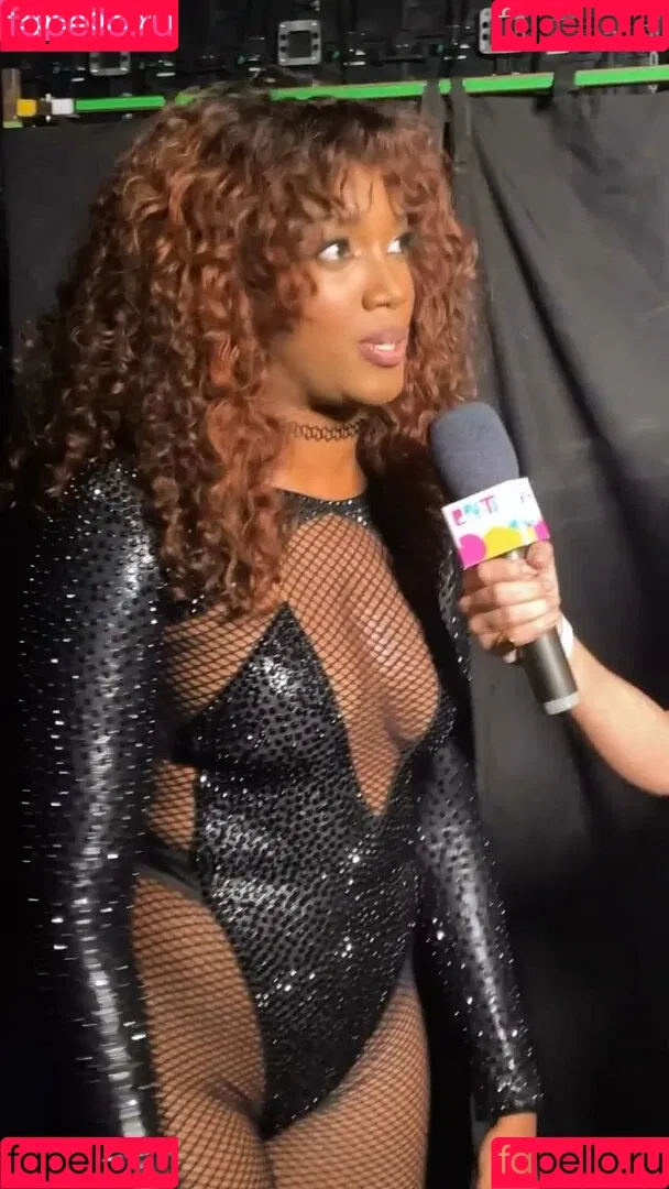 Iza Cantora Onlyfans Photo Gallery 