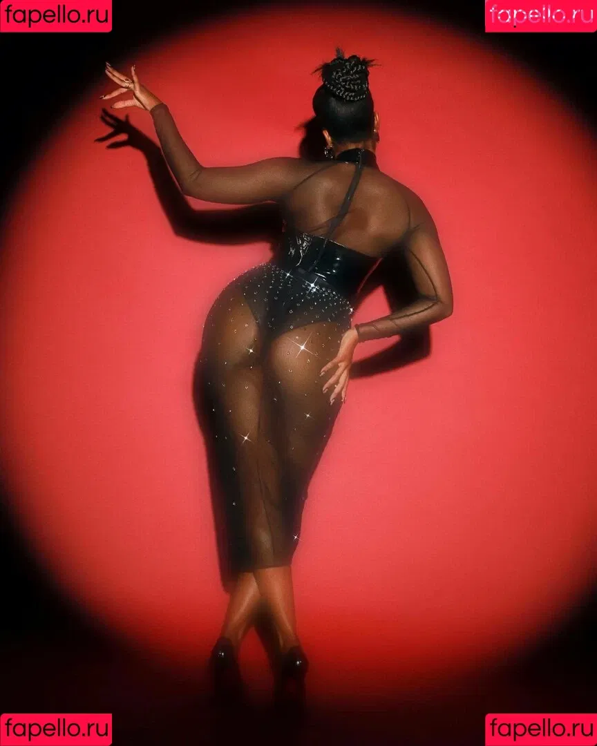 Iza Cantora Onlyfans Photo Gallery 