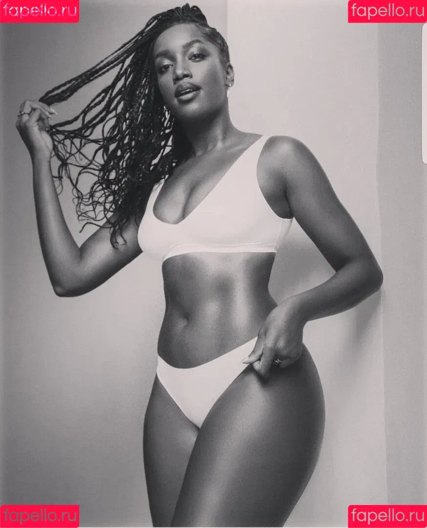 Iza Cantora Onlyfans Photo Gallery 