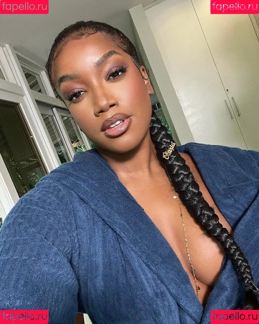 Iza Cantora Onlyfans Photo Gallery 