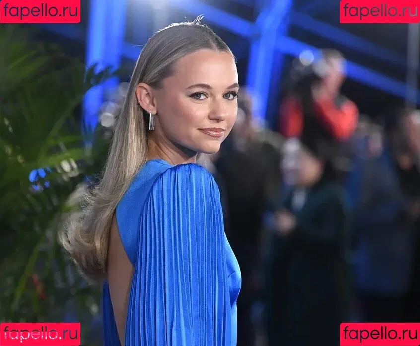 Madison Iseman Onlyfans Photo Gallery 