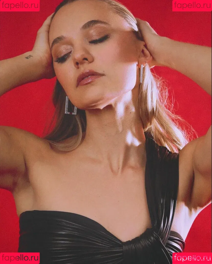 Madison Iseman Onlyfans Photo Gallery 