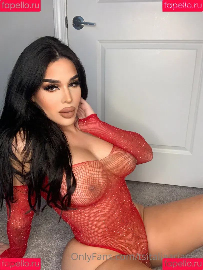 tsitaliaarianna Onlyfans Photo Gallery 