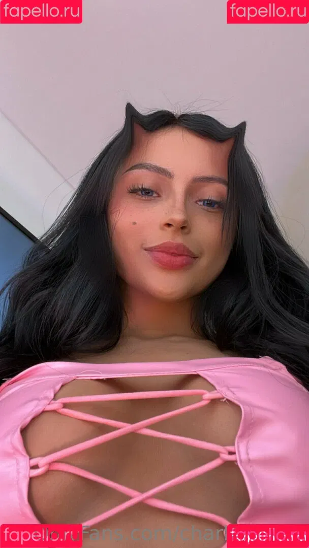 charlotte19y Onlyfans Photo Gallery 