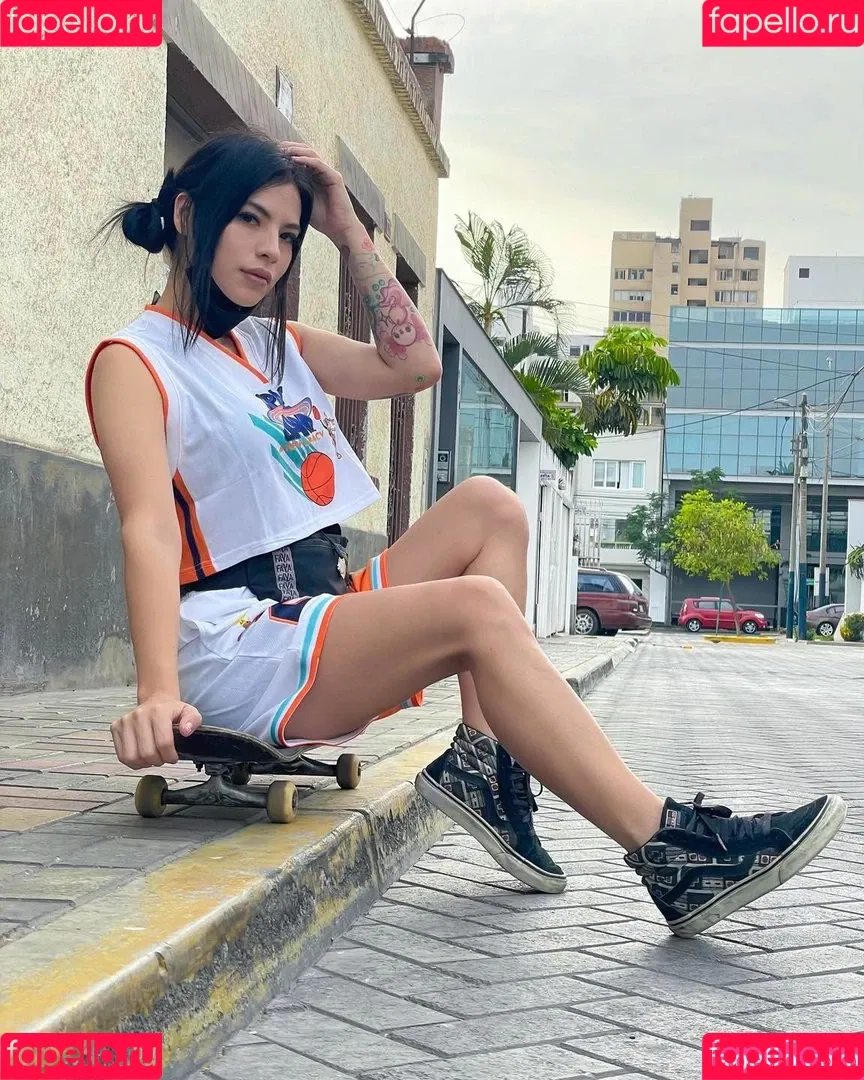 Kanakolove Onlyfans Photo Gallery 