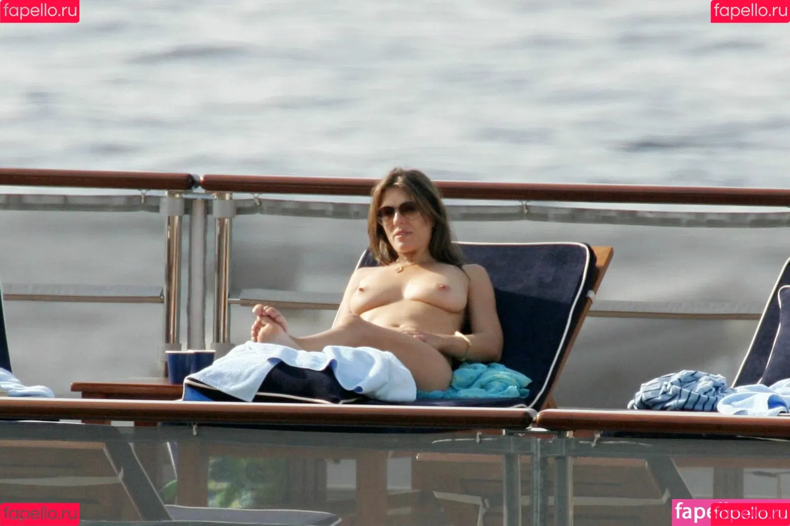 Elizabeth Hurley Onlyfans Photo Gallery 