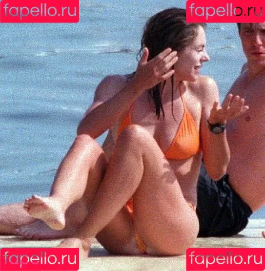 Elizabeth Hurley Onlyfans Photo Gallery 