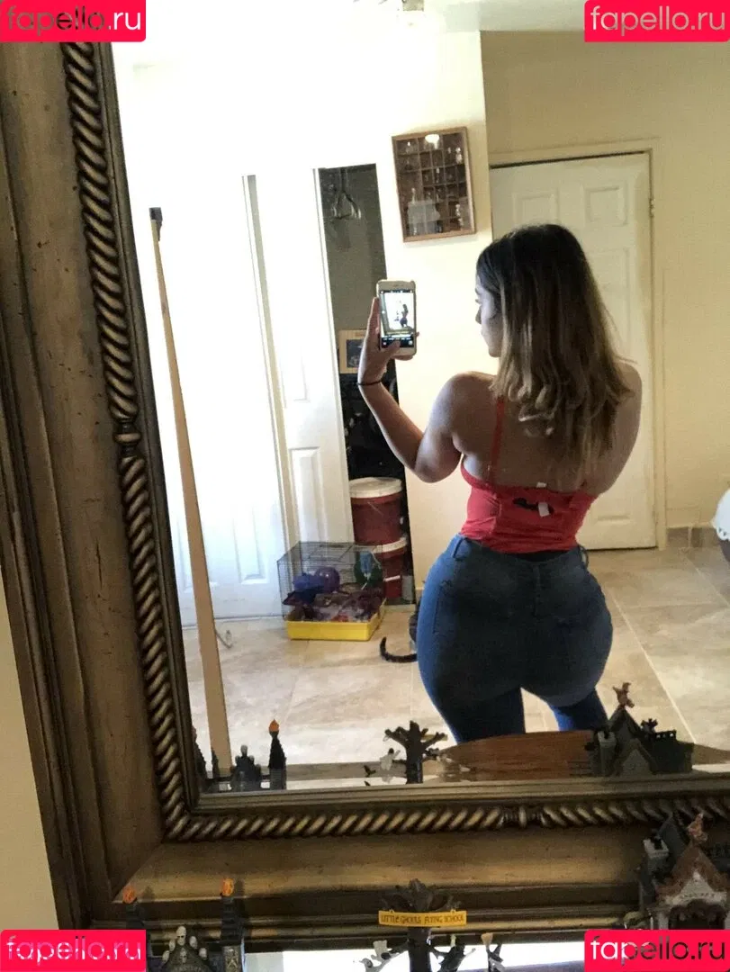 Latina California Girl Onlyfans Photo Gallery 