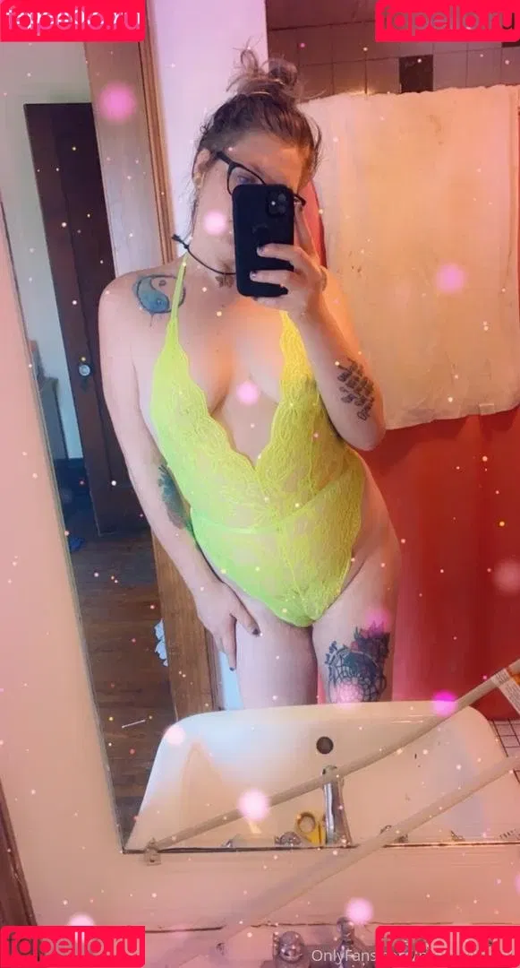 prettykittykali Onlyfans Photo Gallery 