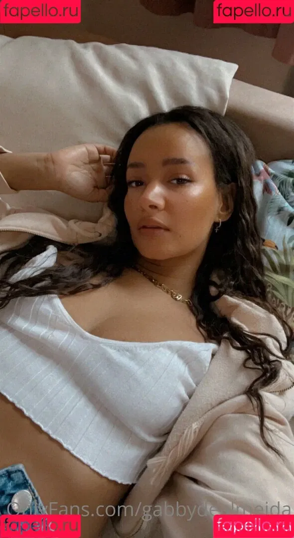 Latest leaks Gabbydealmeida nude - Fapello