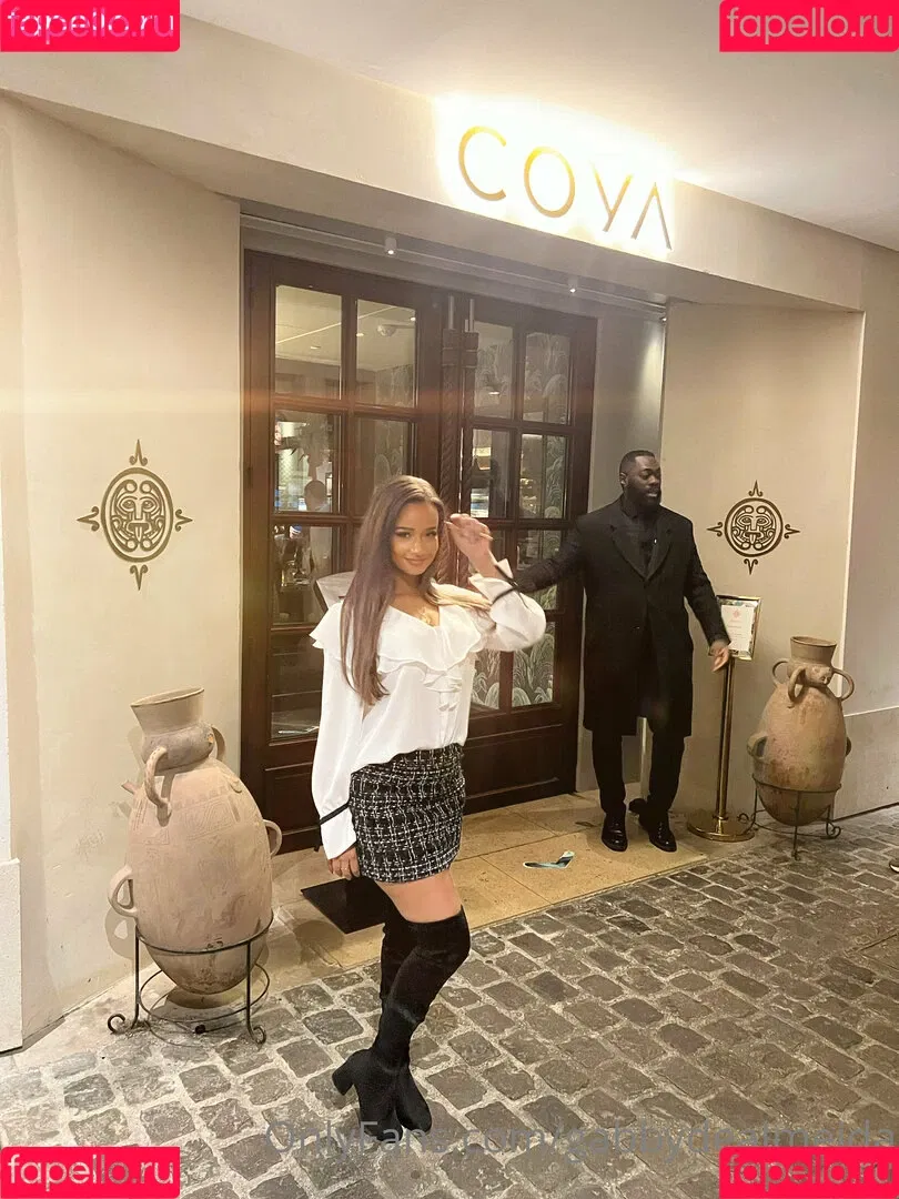 Latest leaks Gabbydealmeida nude - Fapello