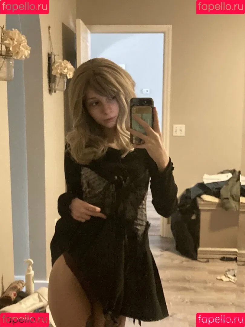 Rengekko Cosplay Onlyfans Photo Gallery 