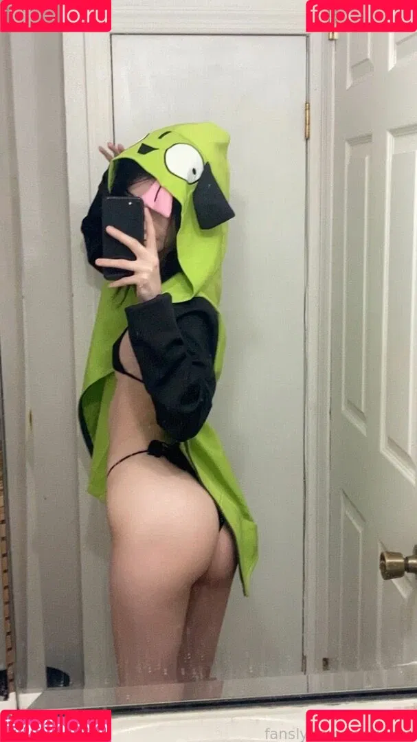 Rengekko Cosplay Onlyfans Photo Gallery 