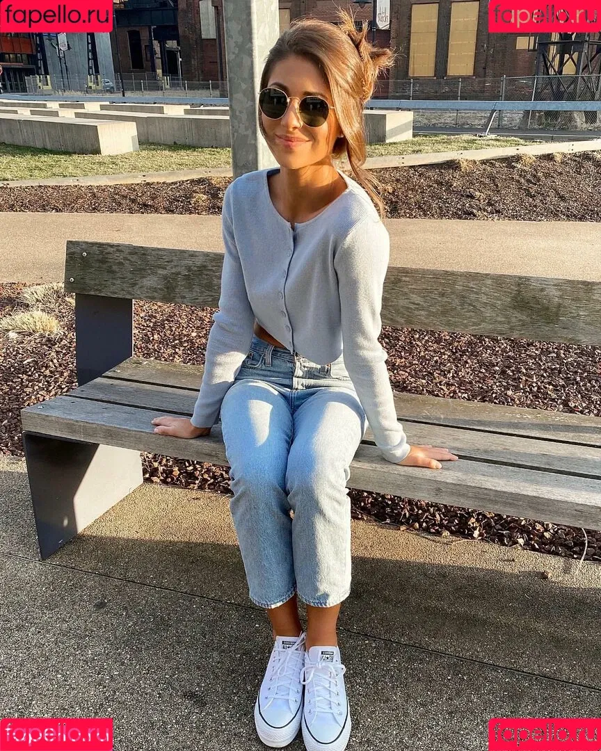 Hailey Lower Onlyfans Photo Gallery 